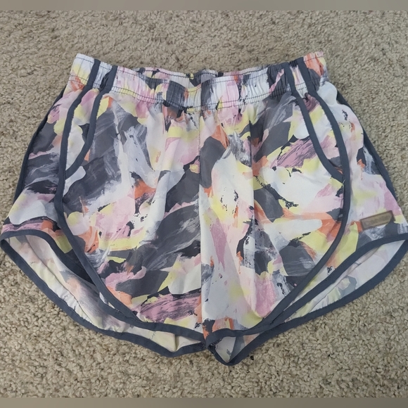 Running shorts - Picture 7 of 8